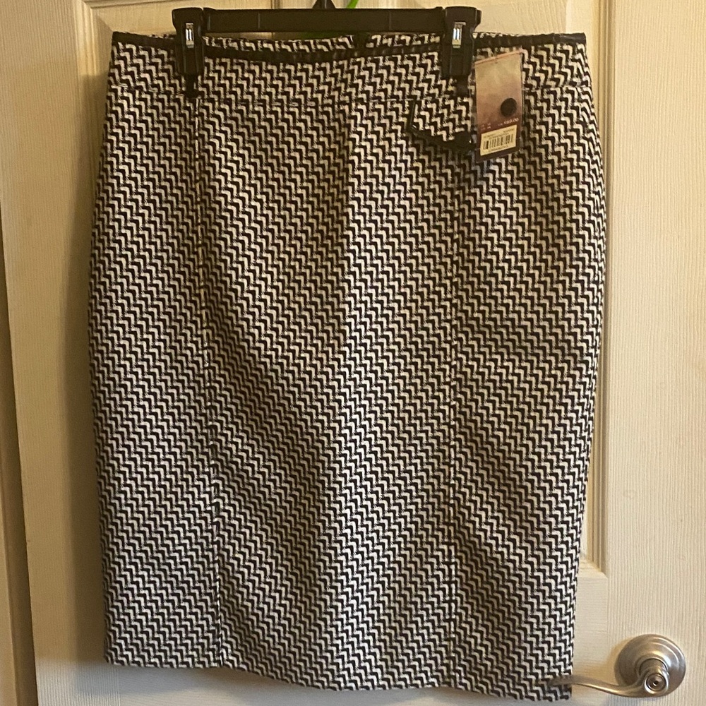 Principles Black and White Patterned Pencil Skirt